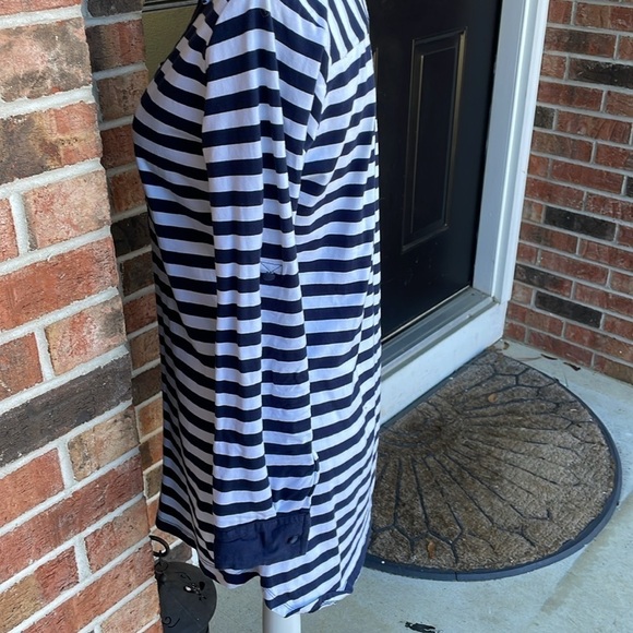 Duffield Lane Emma Tunic Top - Picture 8 of 13